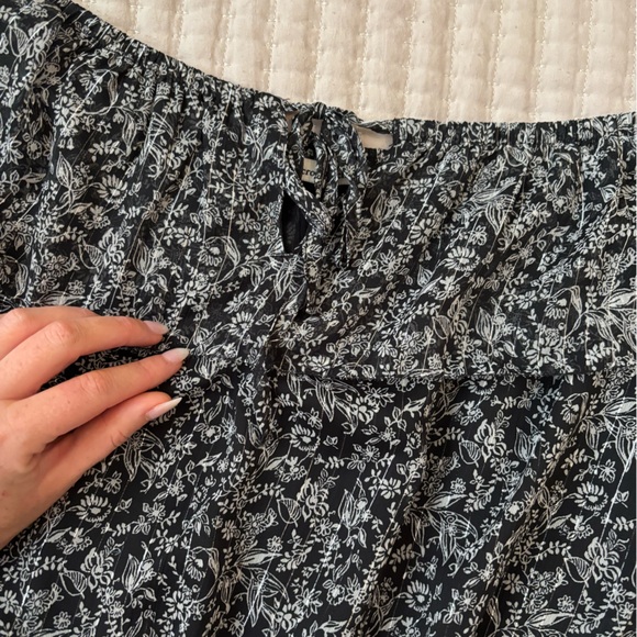 Floral Long Sleeve Bodysuit - Picture 3 of 4